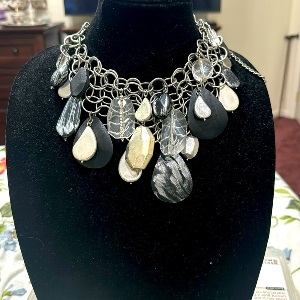 Woman’s costume necklace